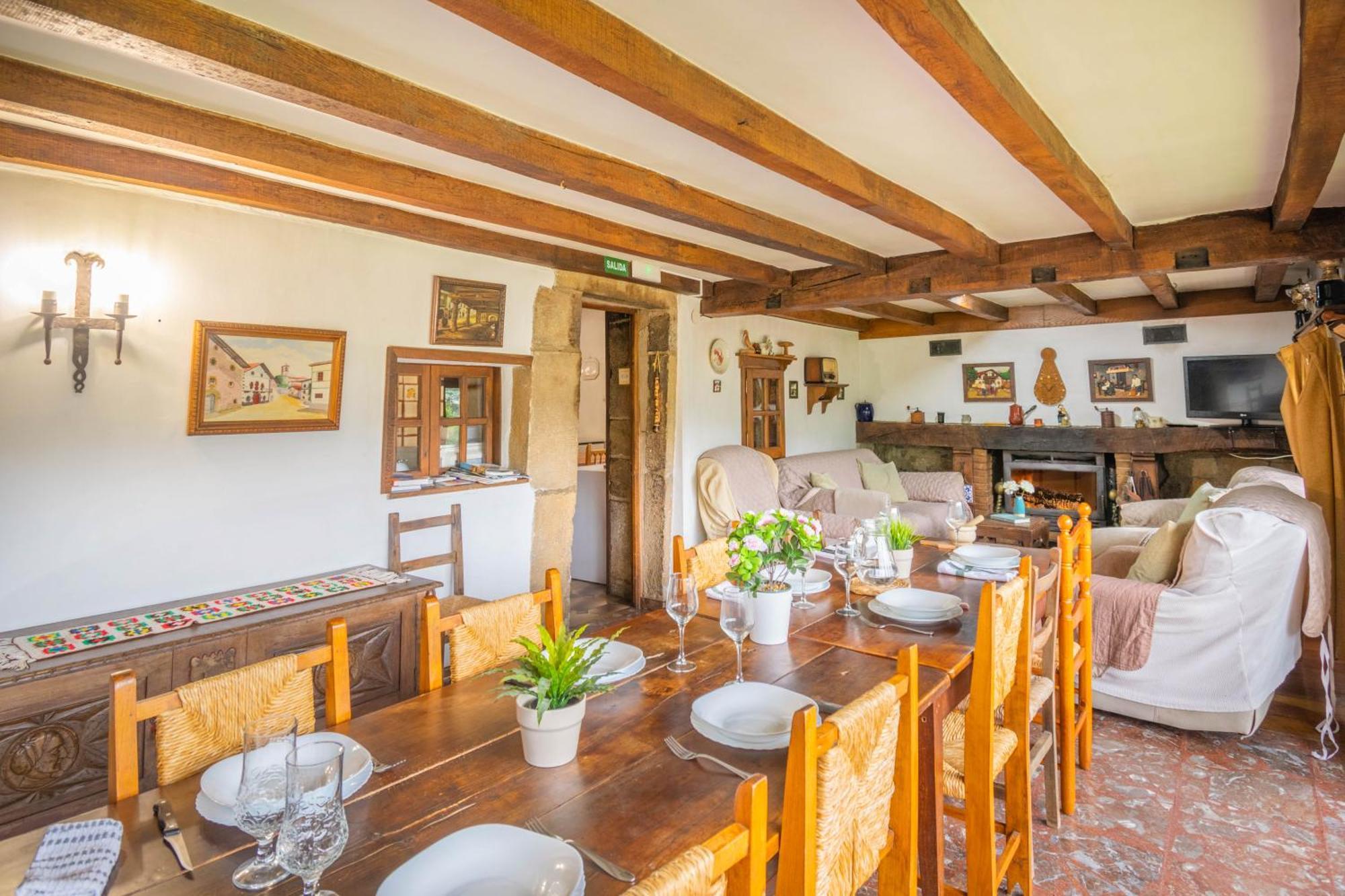 Casa Rural Arotzenia, Hogar Rustico En Pleno Valle De La Ulzama Lizaso Exteriör bild