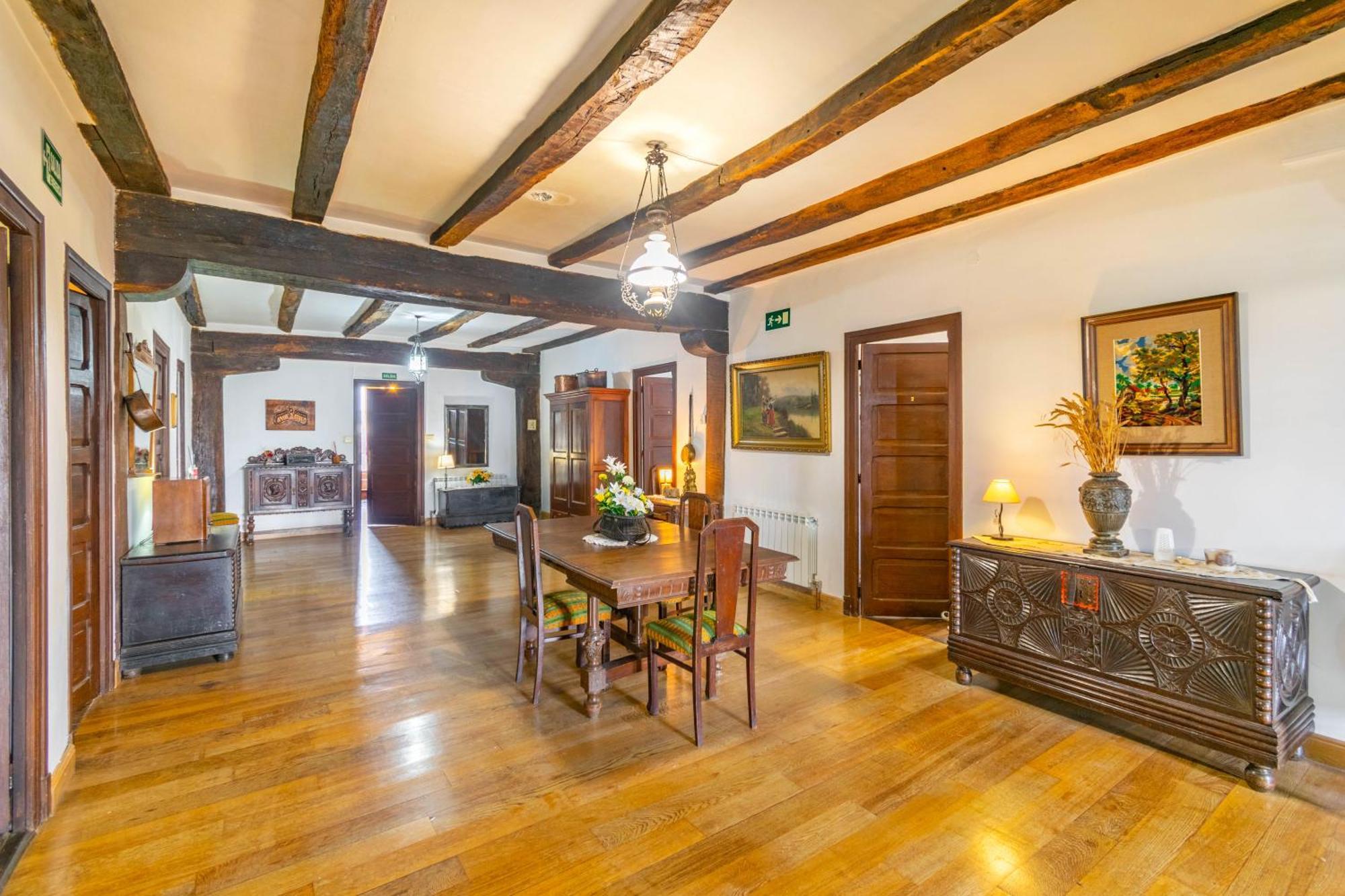Casa Rural Arotzenia, Hogar Rustico En Pleno Valle De La Ulzama Lizaso Exteriör bild