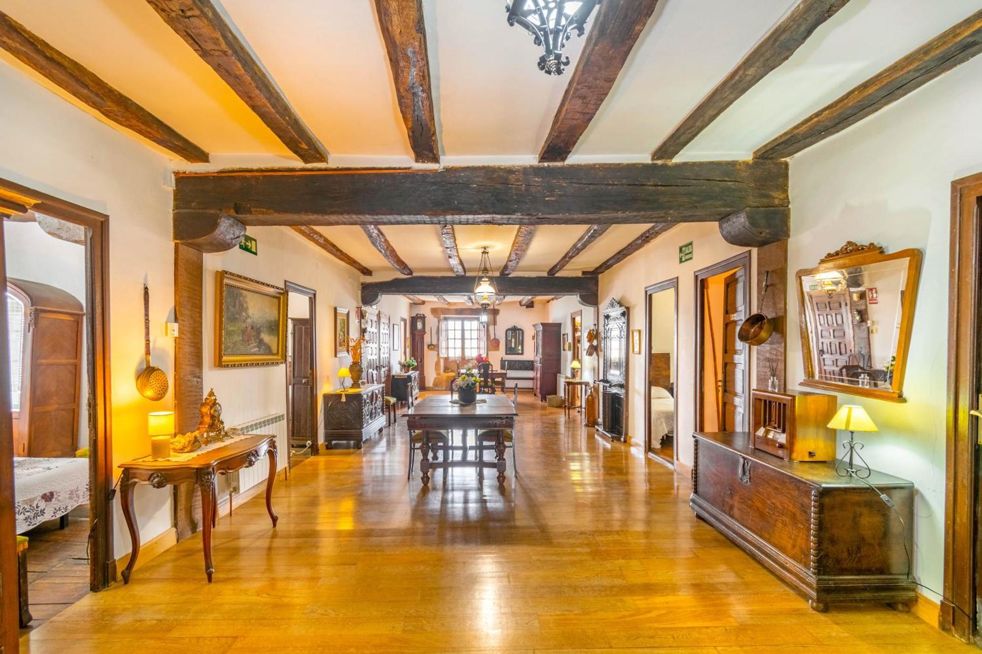 Casa Rural Arotzenia, Hogar Rustico En Pleno Valle De La Ulzama Lizaso Exteriör bild