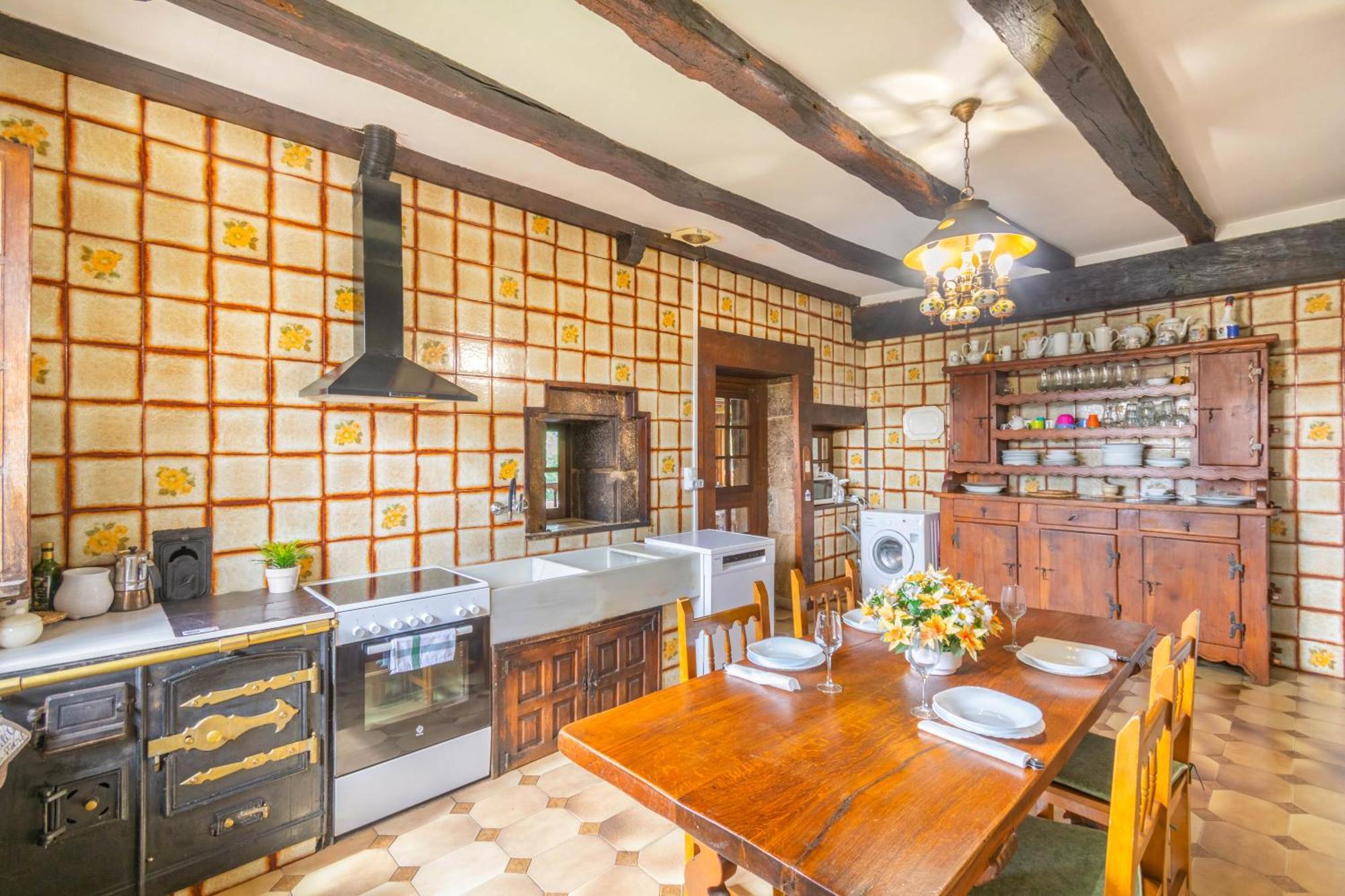 Casa Rural Arotzenia, Hogar Rustico En Pleno Valle De La Ulzama Lizaso Exteriör bild