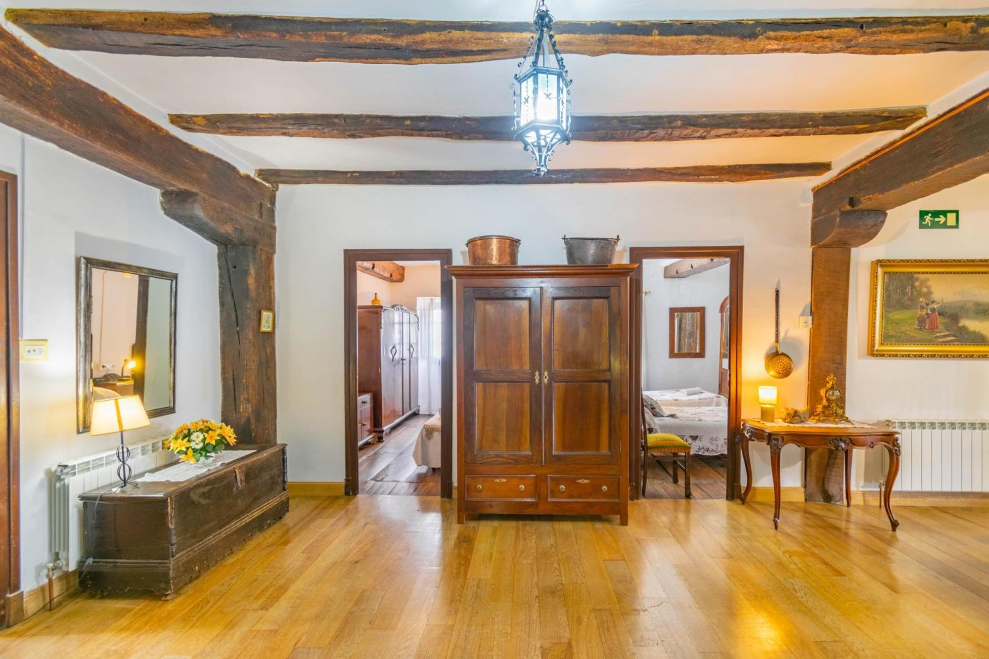 Casa Rural Arotzenia, Hogar Rustico En Pleno Valle De La Ulzama Lizaso Exteriör bild